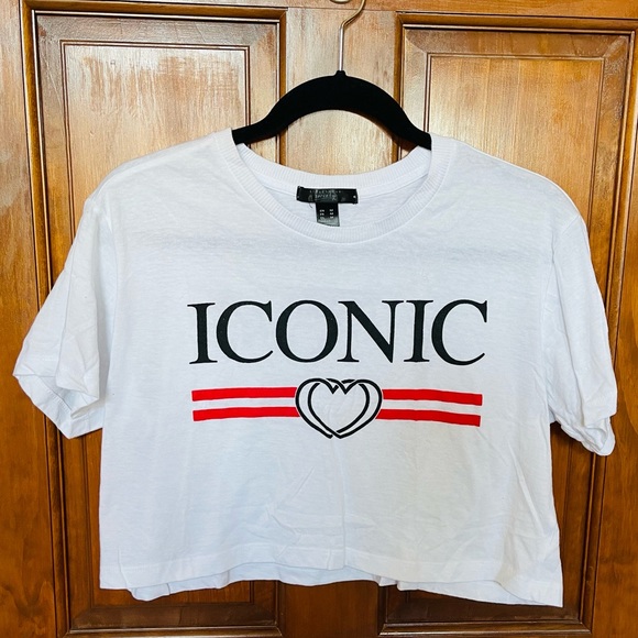 Crop top - Picture 1 of 3